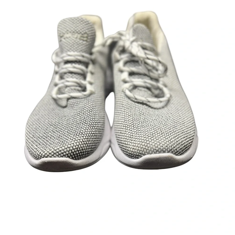 hind Men’s HM-Arise White/Gray Mesh Athletic Shoes Size‎ 9